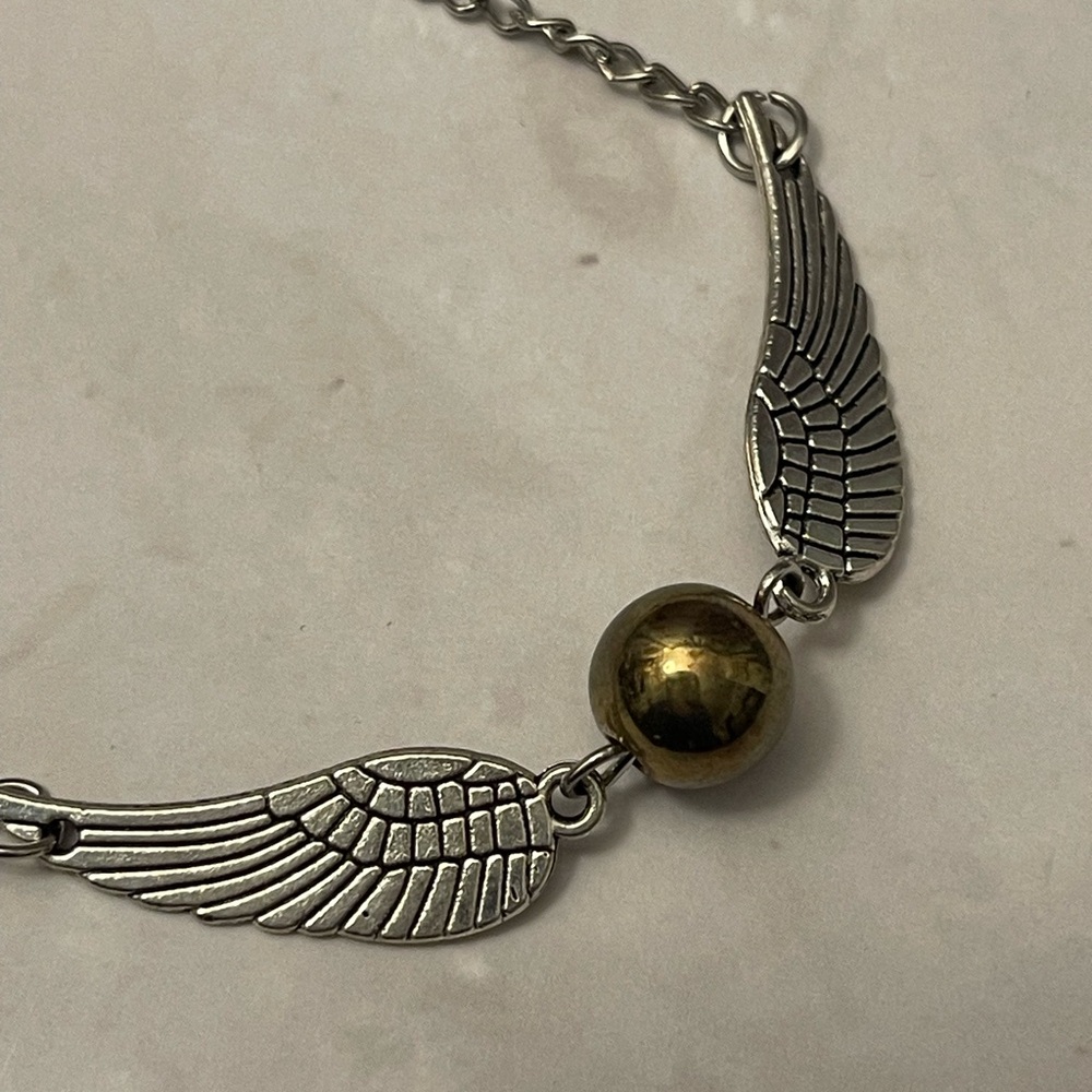 Harry Potter Golden Snitch Necklace and Bracelet Set GUC - Picture 6 of 8